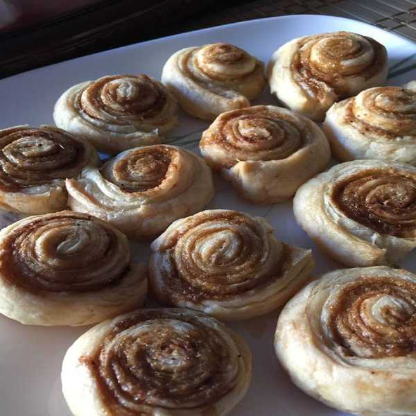 Simple Puff Pastry Cinnamon Rolls