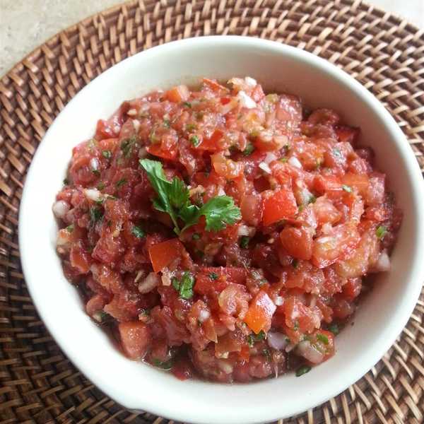 Jen’s Fresh and Spicy Salsa
