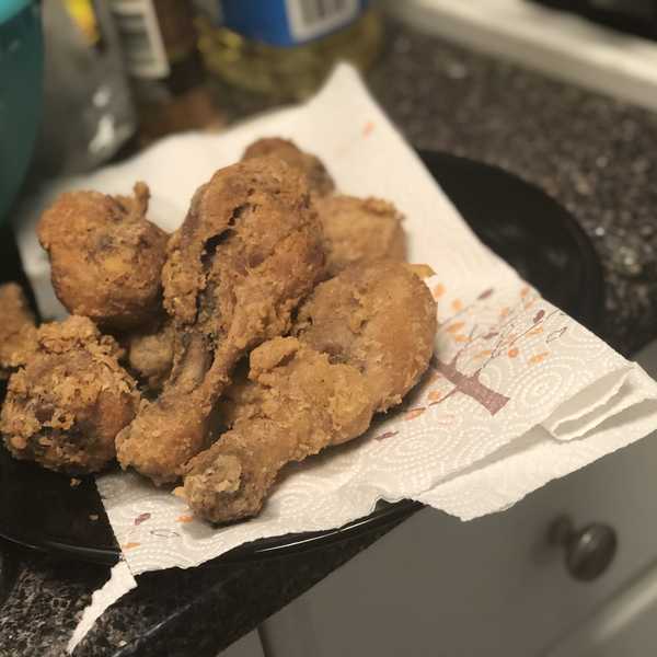 Mom’s Old Fashioned Fried Chicken