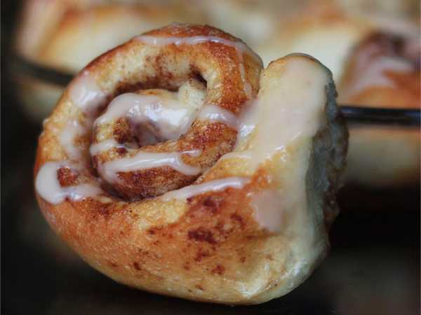 Cinnamon Rolls From Frozen Bread Dough – EASY